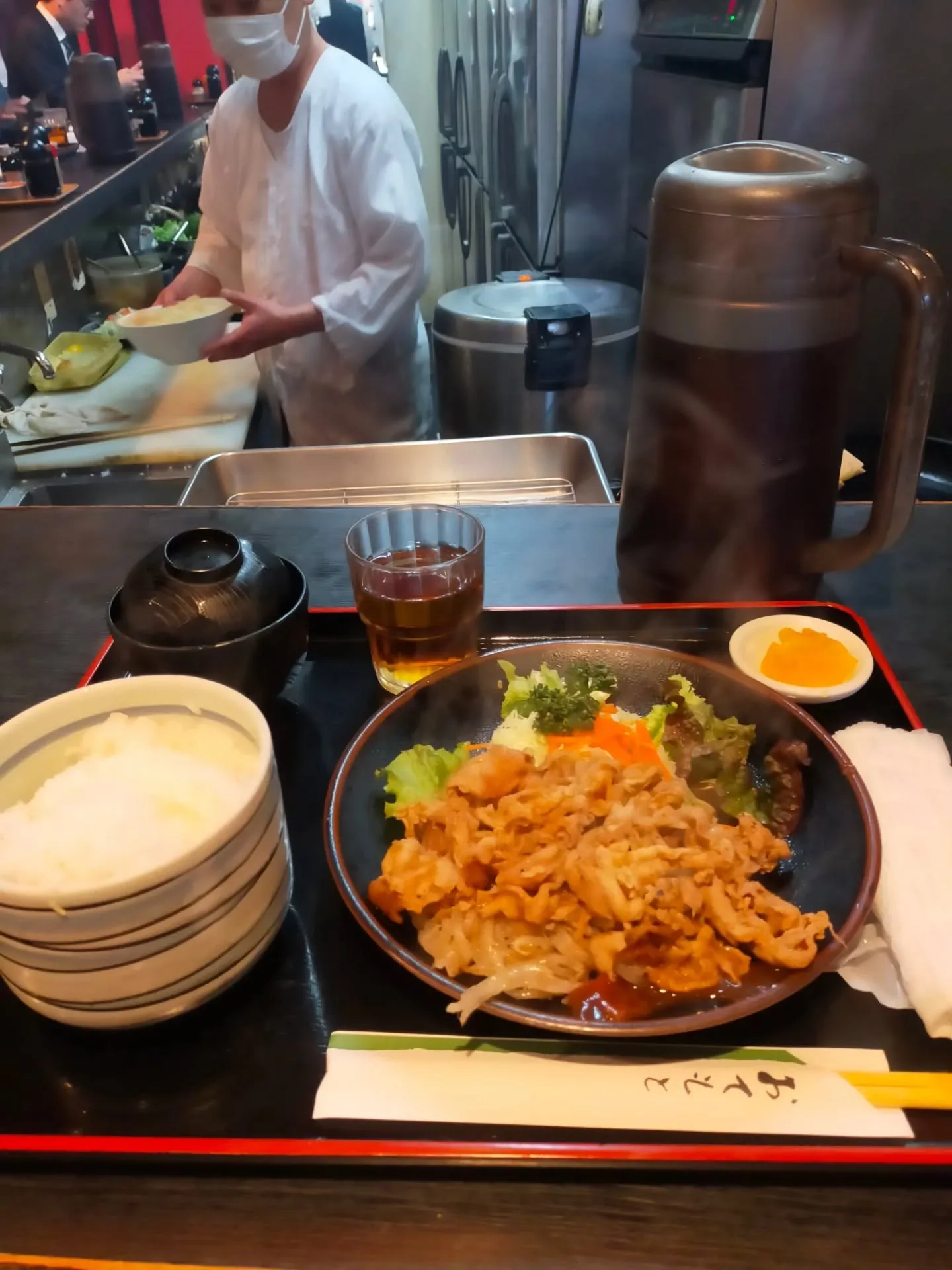 名東区の業者さんの社長と、西区の「肉の丸小」でランチミーティ...